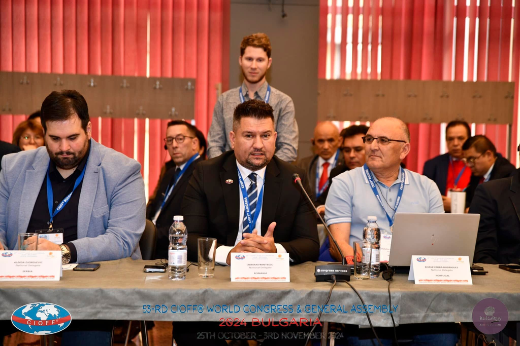 Adrian Frențescu Președinte, Comitetul Național CIOFF® România Consiliul Internațional al Organizatorilor de Festivaluri de Folclor și Arte Tradiționale (Partener Oficial UNESCO)